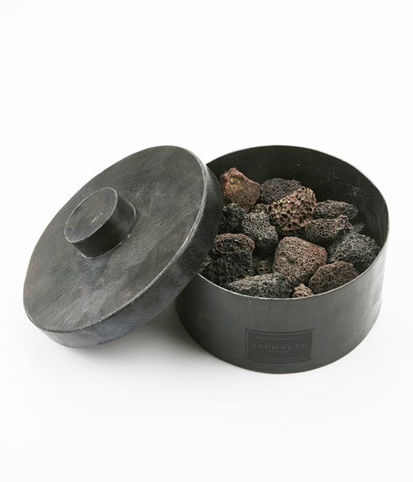 MADetLEN SAFRAN OFFICINALE камни лавы